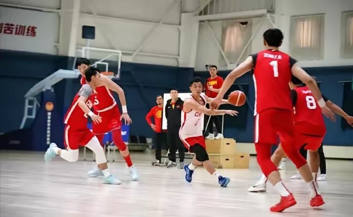 C9观众热烈欢呼！，科维托娃迎来五赛季出色发挥全场沸腾不已